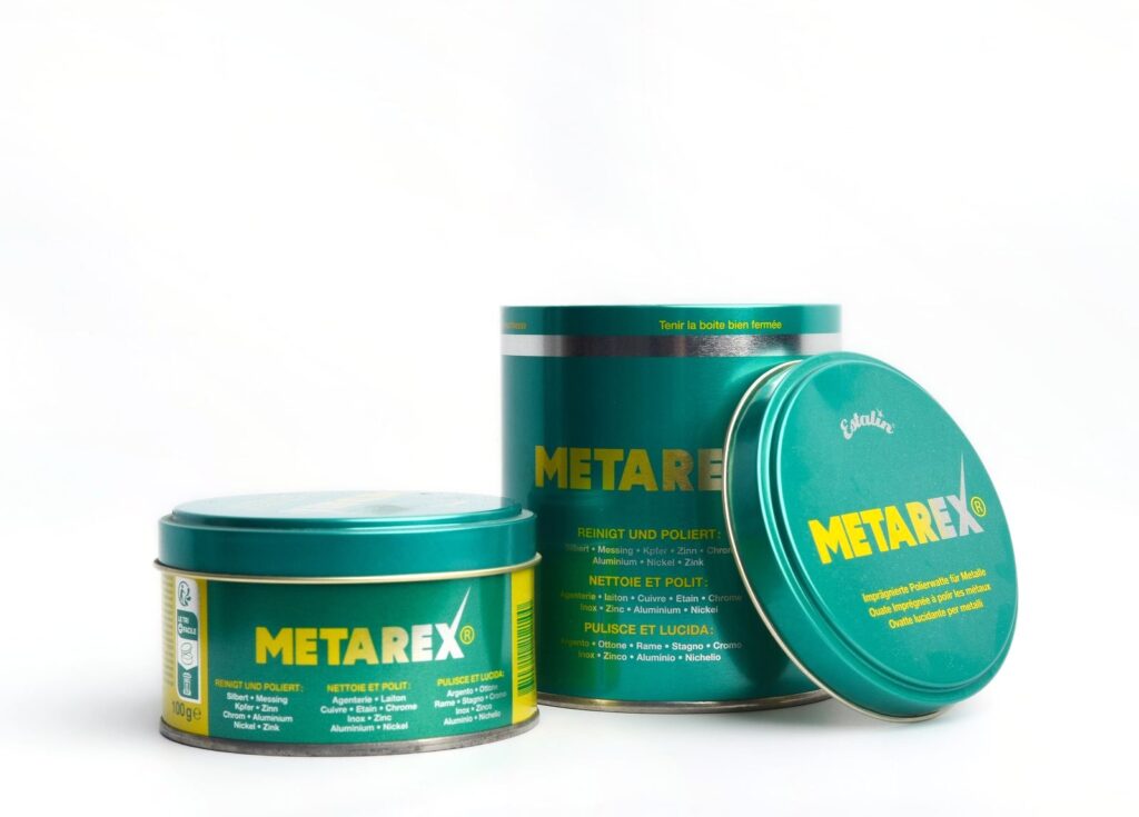 sc1 Metarex slip lid and candle tins